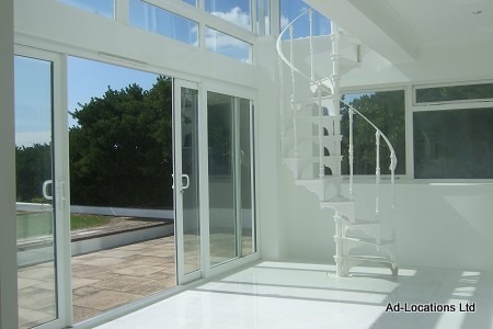 Gallery Item
