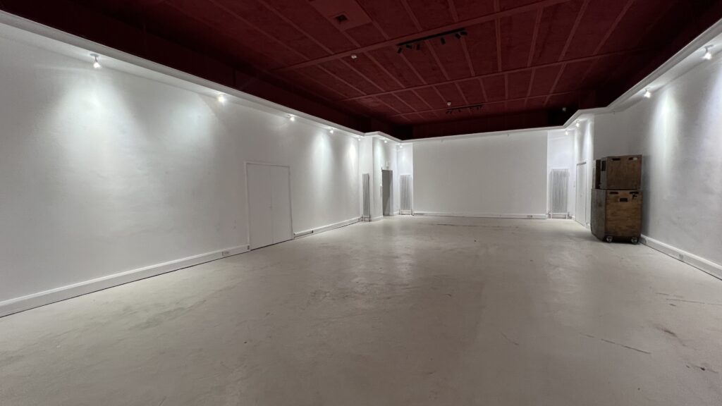 Gallery Item