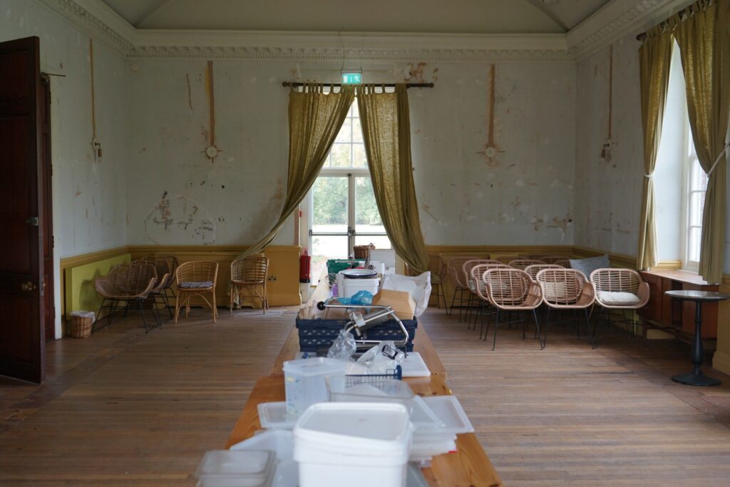 Gallery Item