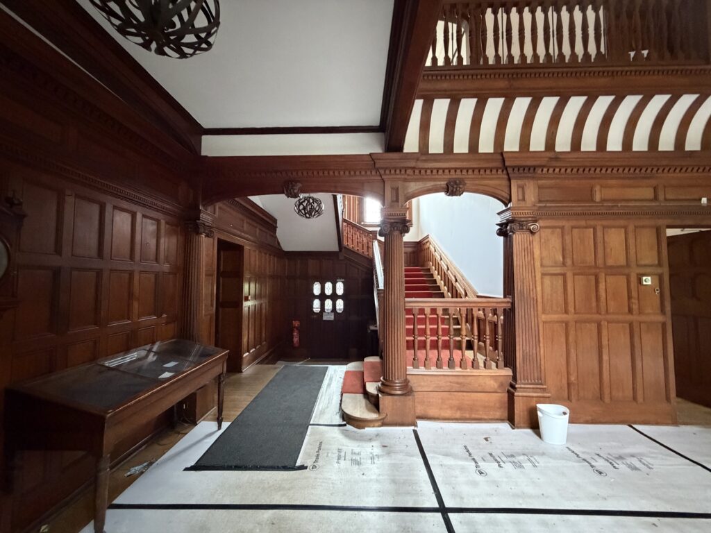 Gallery Item