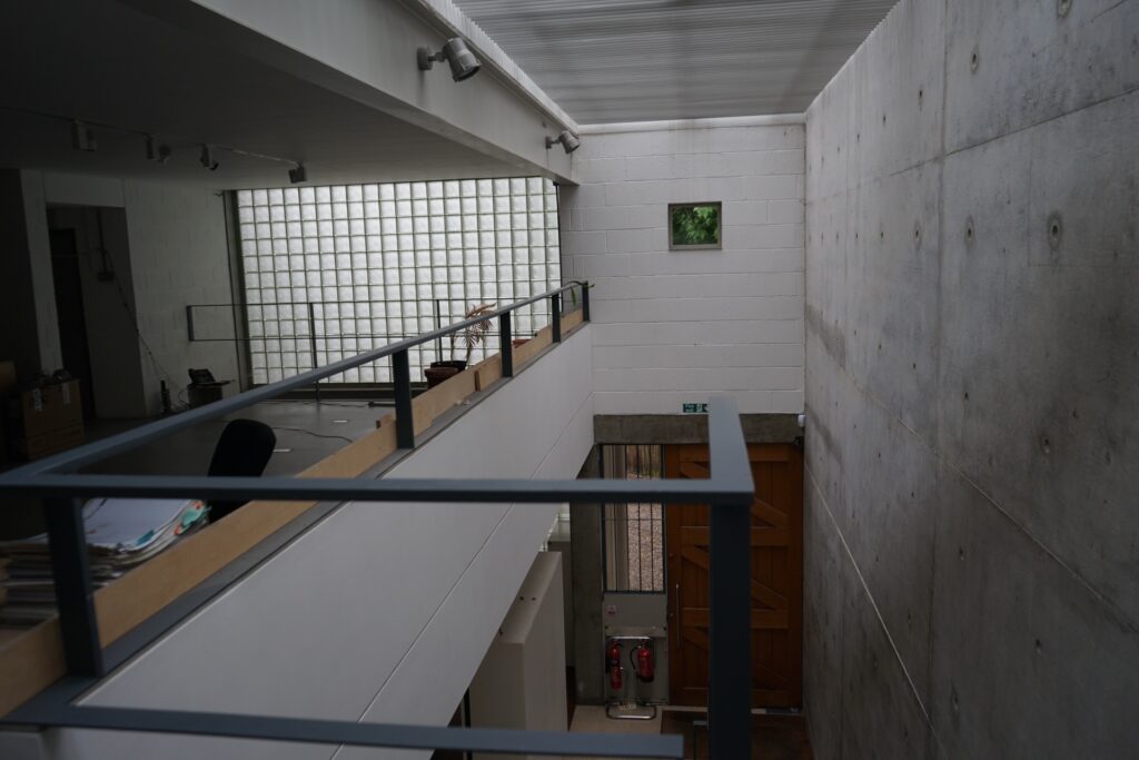 Gallery Item