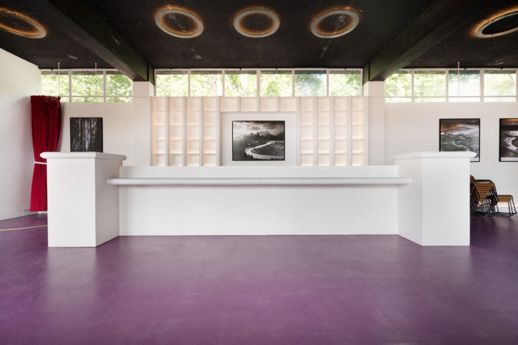 Gallery Item